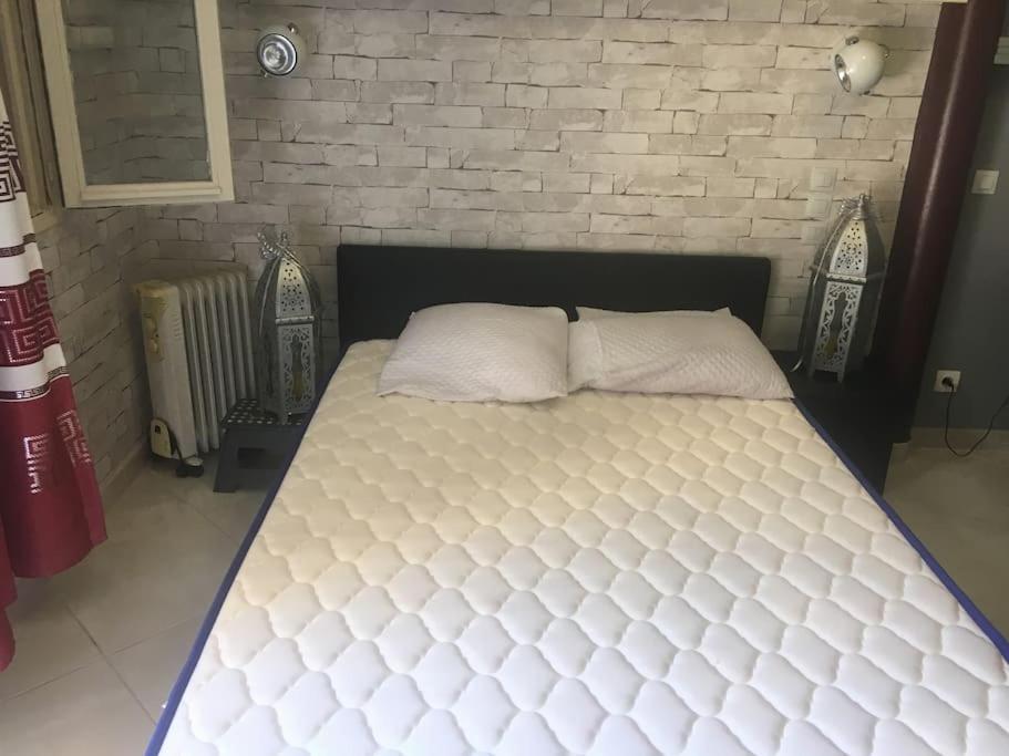 Studio Ideal Pour Deux Voyageurs Sur Marseille Exterior photo